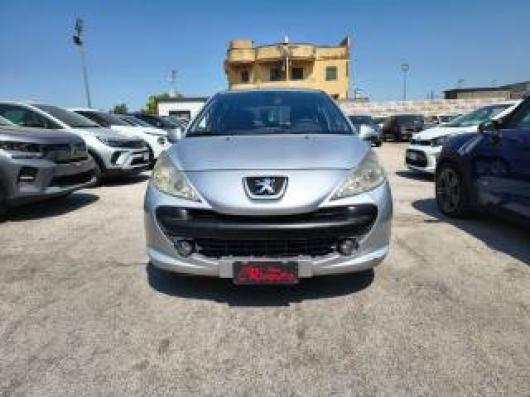 usato PEUGEOT 207
