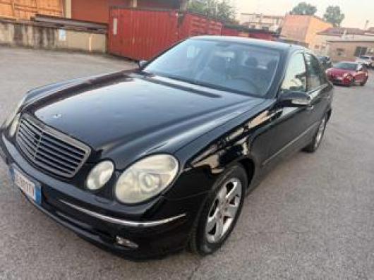 usato MERCEDES E 270