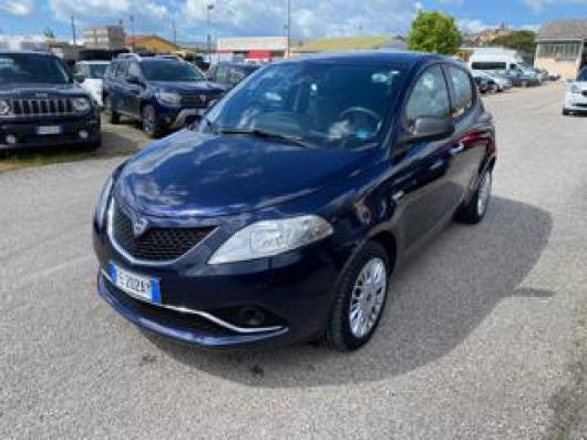 usato LANCIA Ypsilon