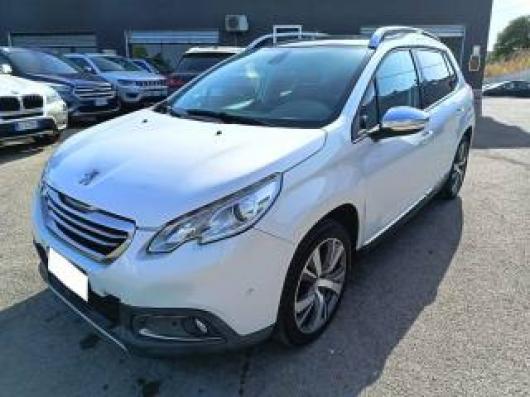 usato PEUGEOT 2008