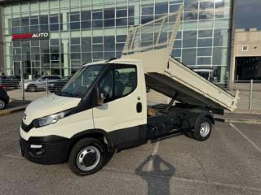 usato IVECO Daily