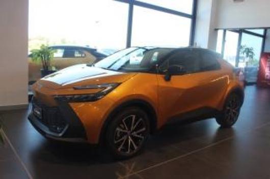 Km 0 TOYOTA C HR