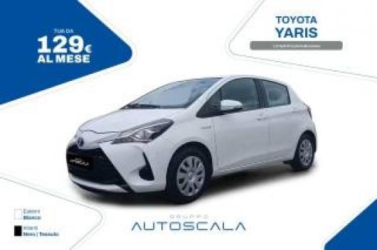usato TOYOTA Yaris
