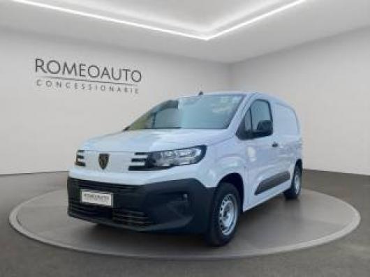 Km 0 PEUGEOT Partner