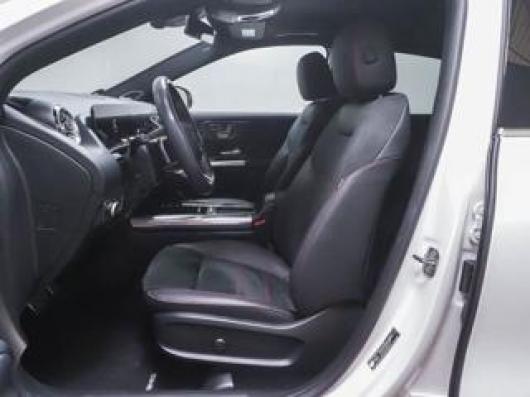 usato MERCEDES GLA 180