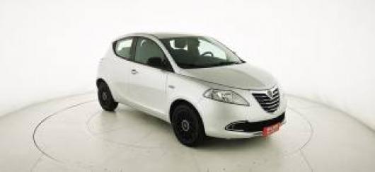 usato LANCIA Ypsilon