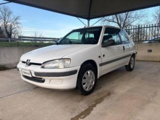usato PEUGEOT 106