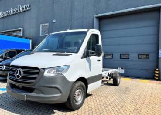 nuovo MERCEDES Sprinter