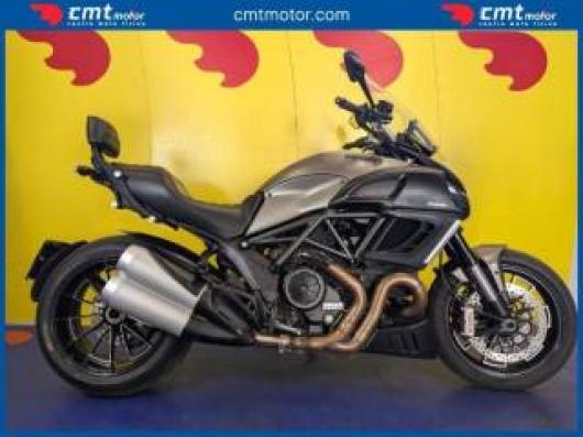 usato DUCATI Diavel