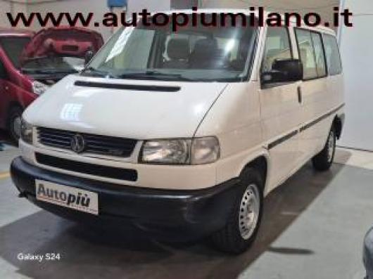 usato VOLKSWAGEN Caravelle