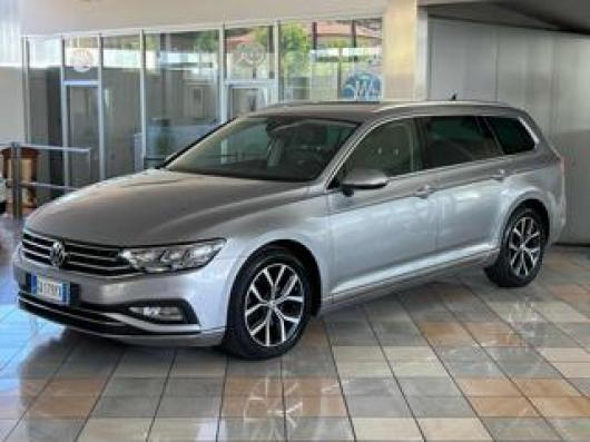 usato VOLKSWAGEN Passat Variant