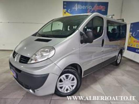 usato RENAULT Trafic