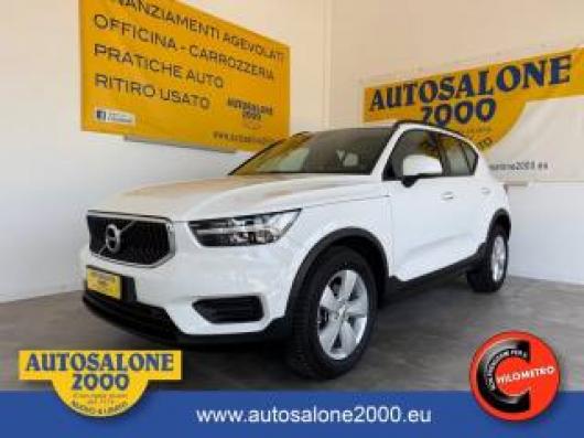 usato VOLVO XC40