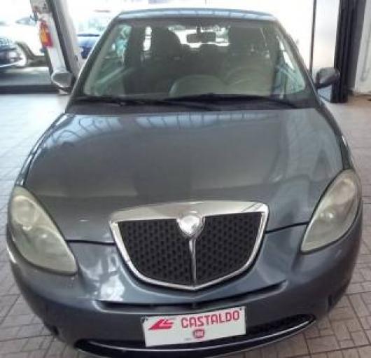 usato LANCIA Ypsilon
