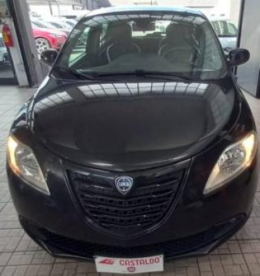 usato LANCIA Ypsilon