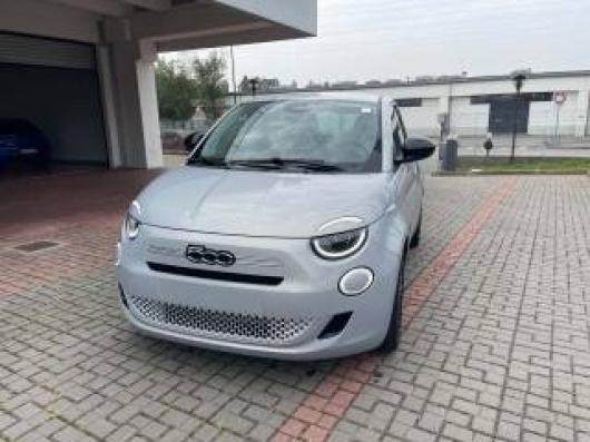 Km 0 FIAT 500