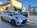 usato TOYOTA Yaris